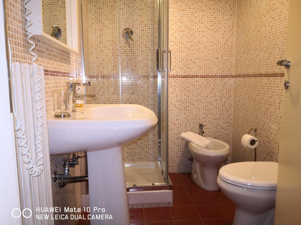 B&B Palazzo De "Il Nuovo Duca Minimo" Pescara Luaran gambar